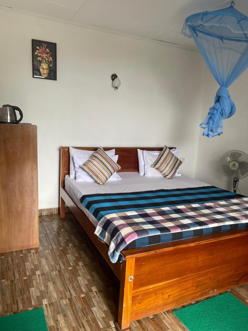 Top Heaven Ella Chambre photo